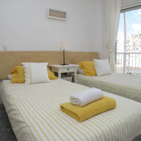Edf Delfin 2/5 Apartamento *